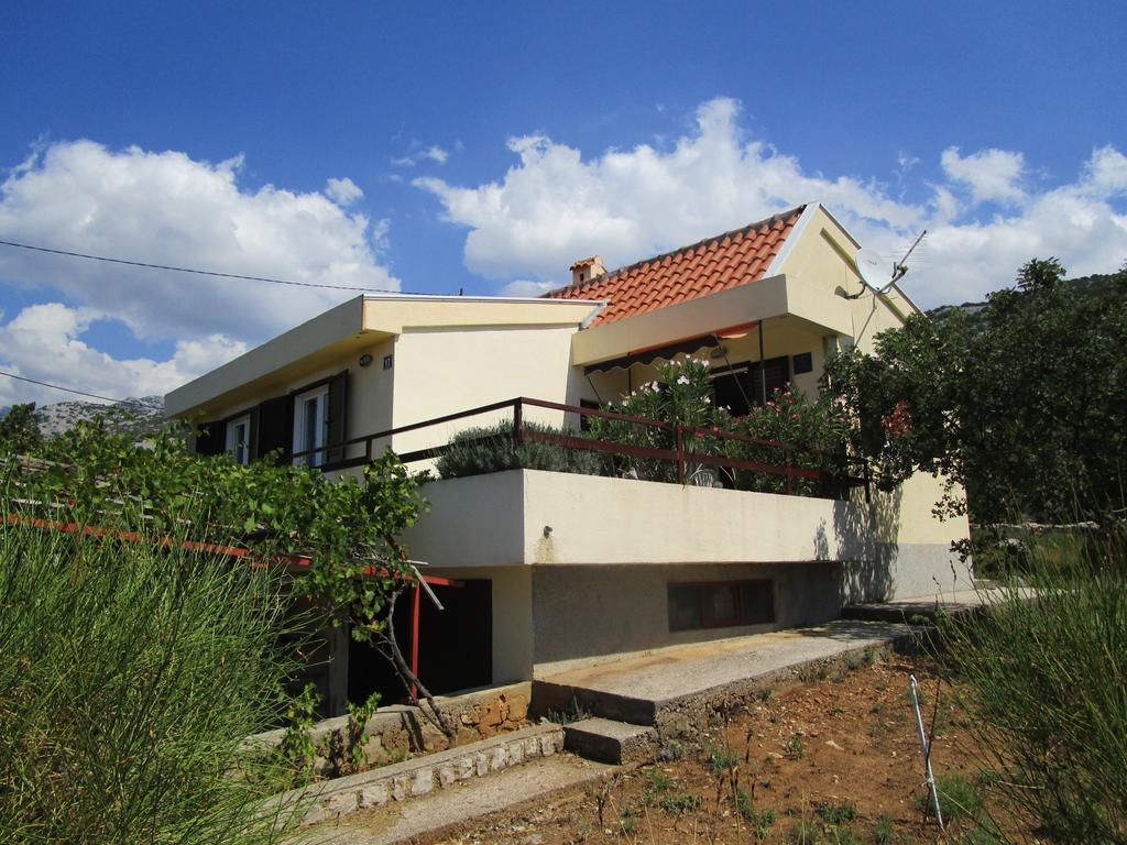 Beachfront House Nada - Happy Rentals カルロバッグ 部屋 写真
